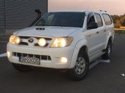 Toyota Hilux LIMITED 2500