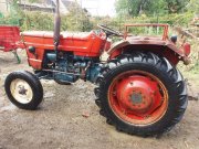 UNIVERSAL 445 traktor