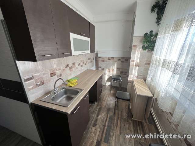 Békéscsabán a Millennium utcában 2 emeleti 2 szobás felújított lakás Békéscsabán a Millennium utcában 2 emeleti 2 szobás felújított lakás