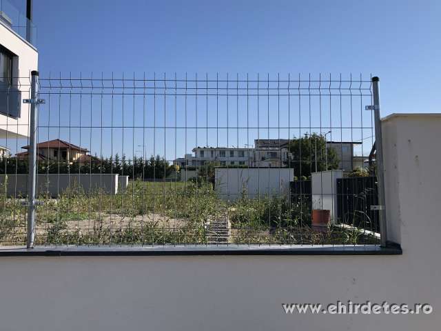 Beton lábazati elem vadháló drótfonat drótháló kapu oszlop kerítés Beton lábazati elem vadháló drótfonat drótháló kapu oszlop kerítés