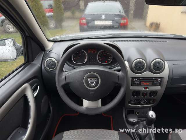 Dacia Duster 15 dCI 90 le Euro 5 2013 Dacia Duster 15 dCI 90 le Euro 5 2013