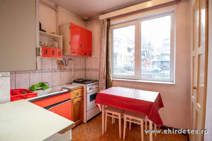 Eladó elsőosztályú garzonlakás Eladó elsőosztályú garzonlakás