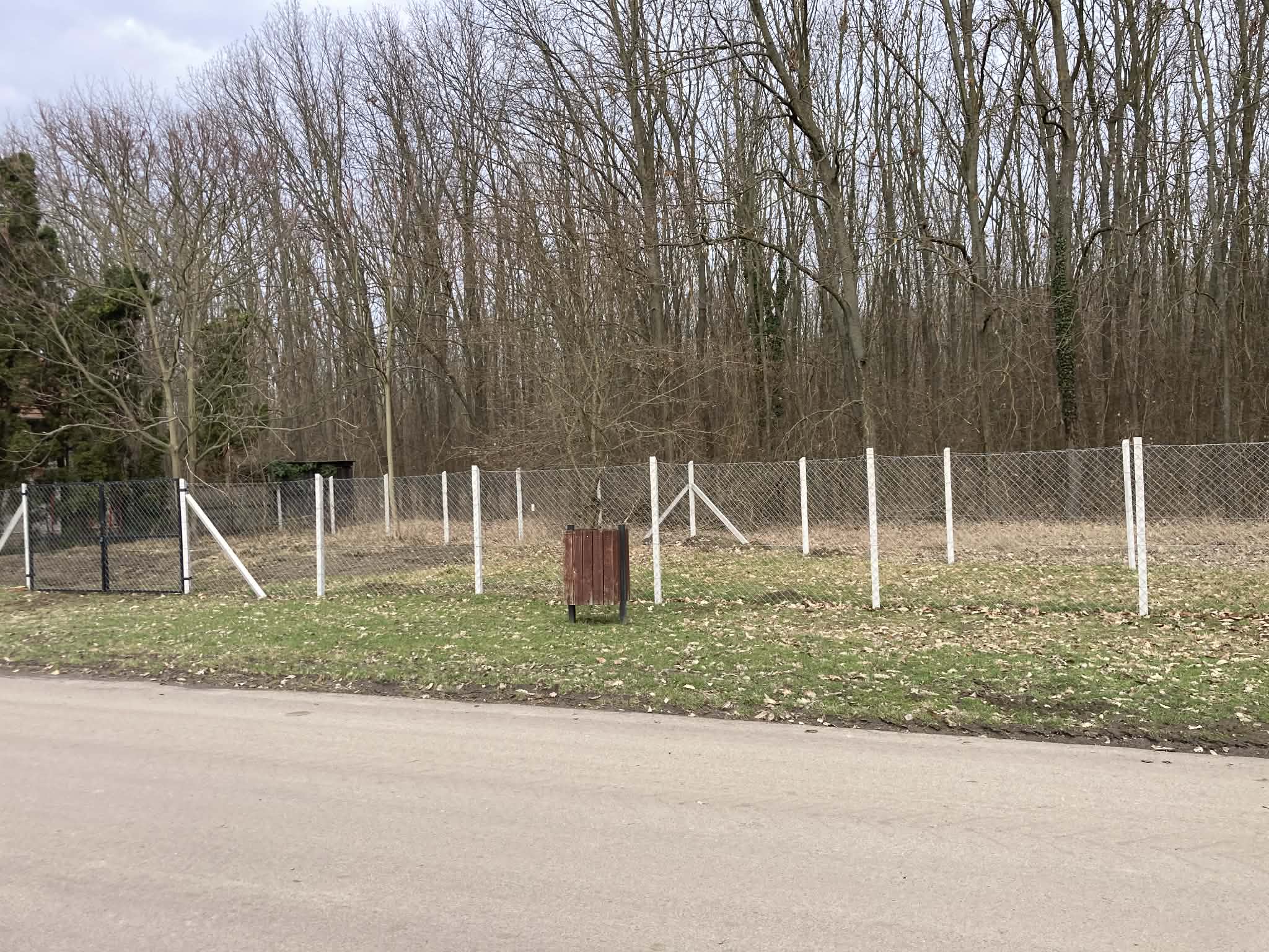 Eladó nyaraló mobilházzal Szanazugban egy percre a Körösöktől Eladó nyaraló mobilházzal Szanazugban egy percre a Körösöktől