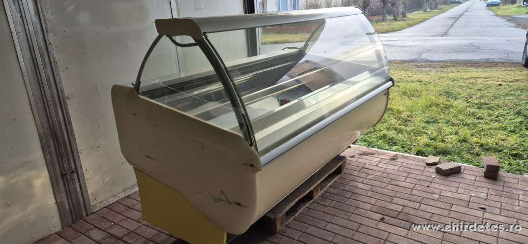 ISA 24 tégelyes fagylaltpult eladó ISA 24 tégelyes fagylaltpult eladó