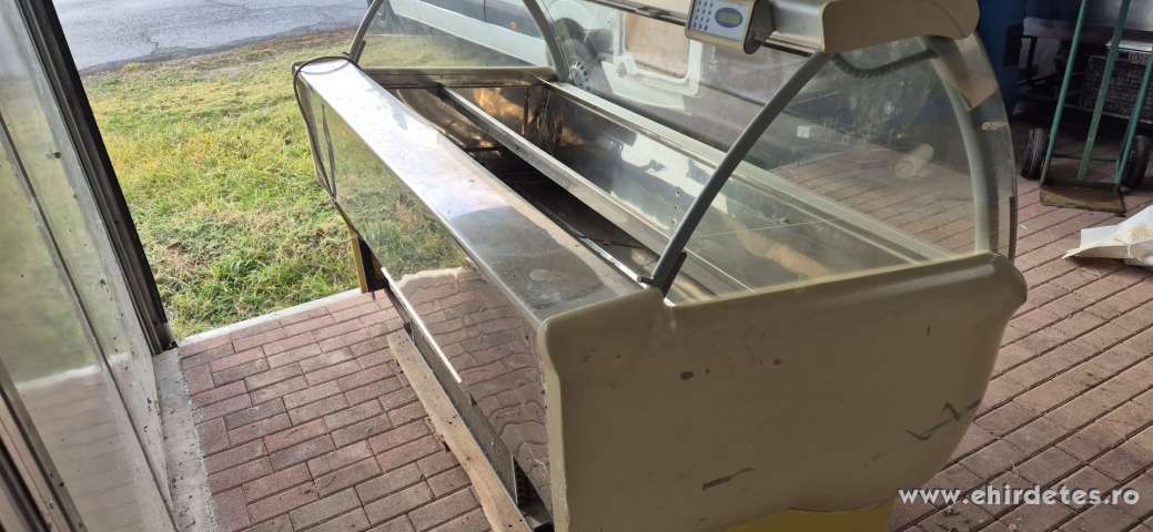 ISA 24 tégelyes fagylaltpult eladó ISA 24 tégelyes fagylaltpult eladó