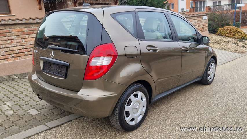MERCEDESBENZ A150 Hatchback barna MERCEDESBENZ A150 Hatchback barna