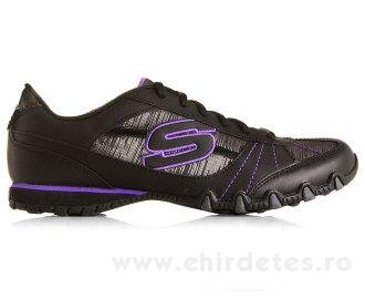 ÚJ Skechers női sport cipő 39 es fekete lila szinben
