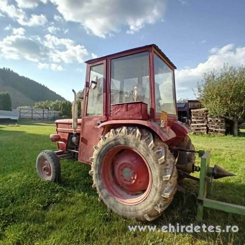 Universal 445 mezőgazdasági traktor Universal 445 mezőgazdasági traktor