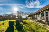 Csernátonban családi ház