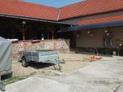 Eladó magánház nagy udvarral és 2 nagy üzlethelységgel Nagyszalontán