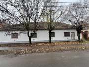 Sarkad egyik főutcáján