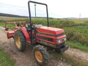 Yanmar F235D traktor és talajmaró eke utánfutó krumpli kukorica ültető